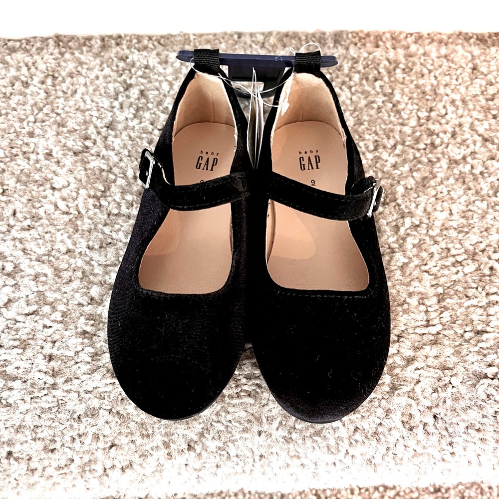Baby GAP Mary-Janes girls NWT